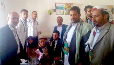 تدشين المخيم الطبي المجاني لمعالجة أسر الشهداء بمديرية بني حشيش بصنعاء

